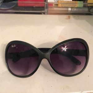 black ray bands
